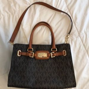 AUTHENTIC Michael Kors handbag